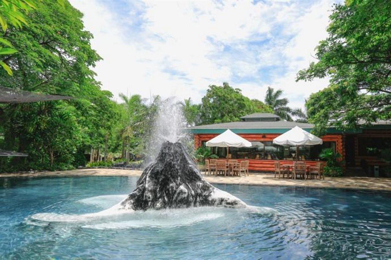 Plantation Bay And Lapu-Lapu City