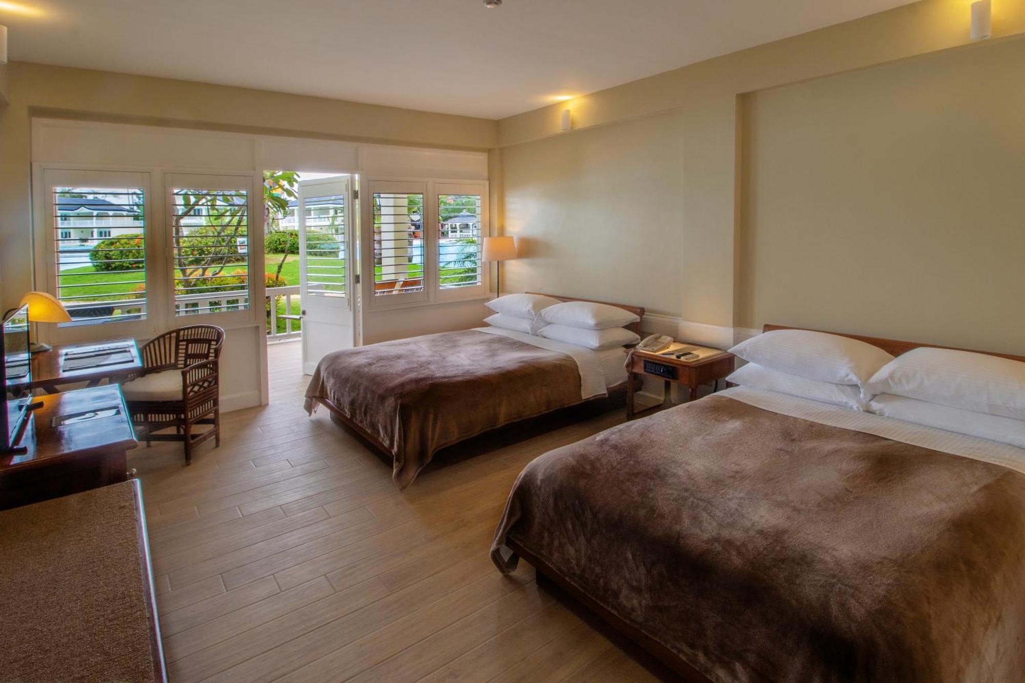 Plantation Bay And Lapu-Lapu City